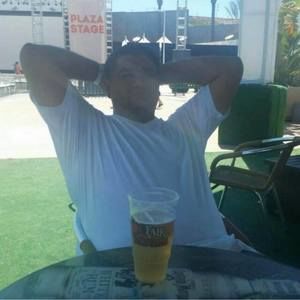 Meet your Posher, Cesar